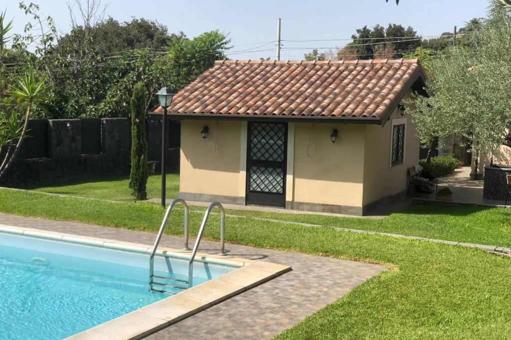 Casa Di Paco A Nicolosi 마스칼루시아 외부 사진